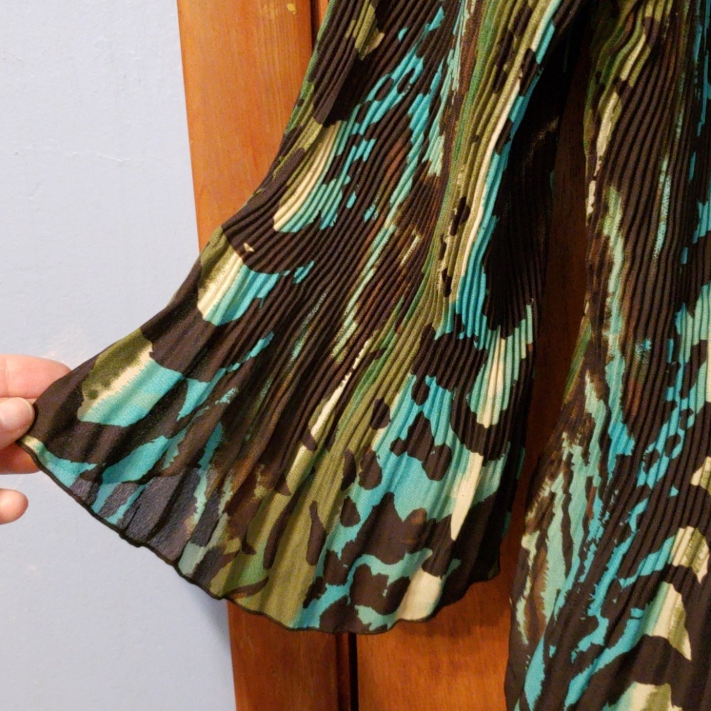Multi colored blouse - Picture 3 of 4